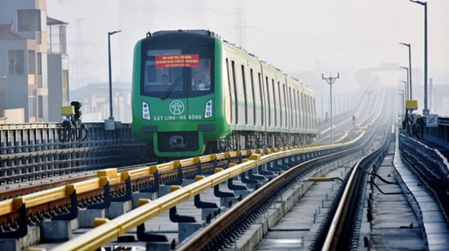 Hanoi’s first metro line must start running in 2020: PM Phuc