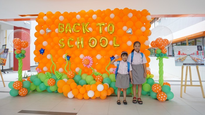 Hanoi: Int'l schools prioritize students' well-being in Covid-19 fight