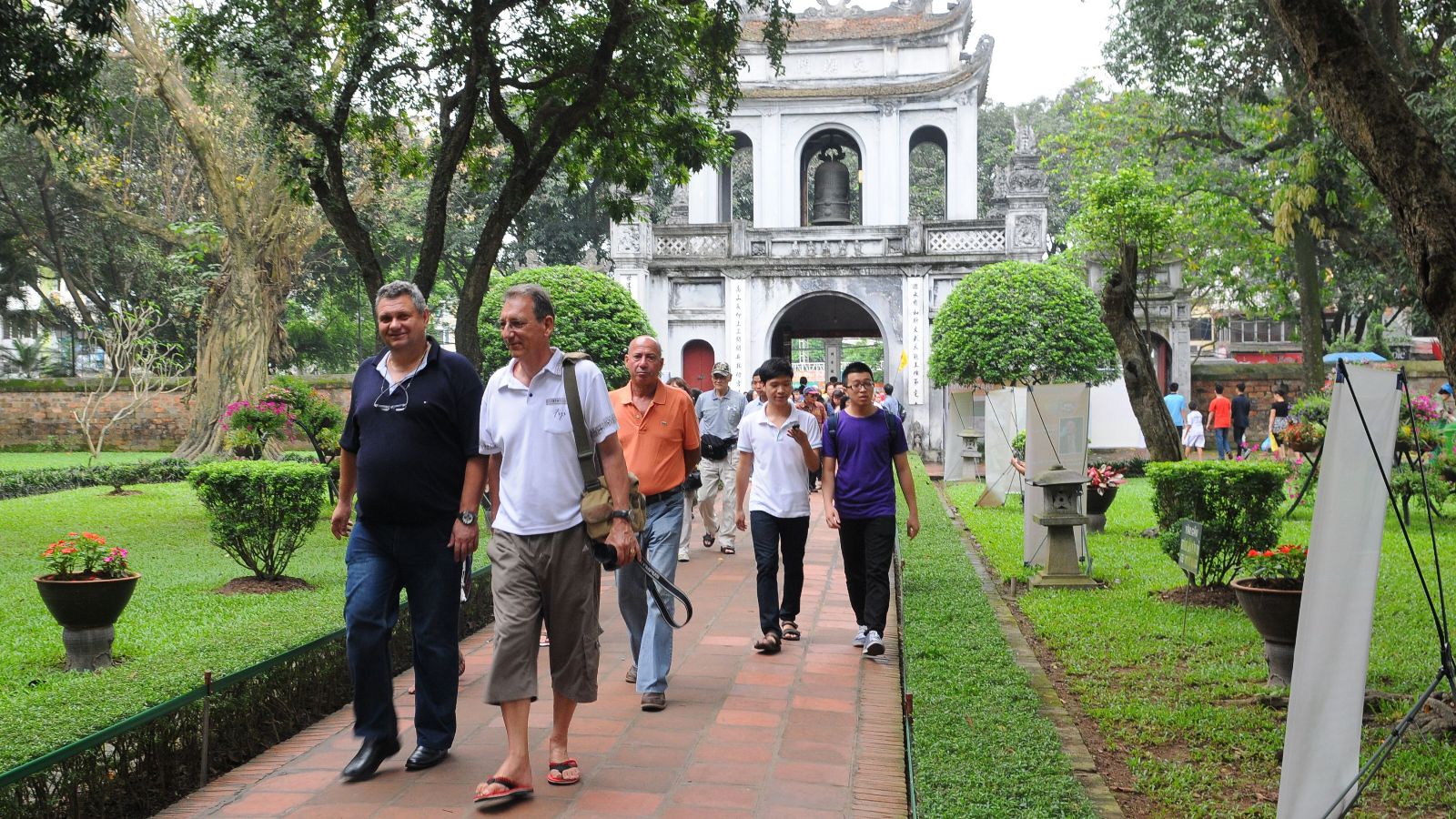 Hanoi builds up image of safe destination for tourists