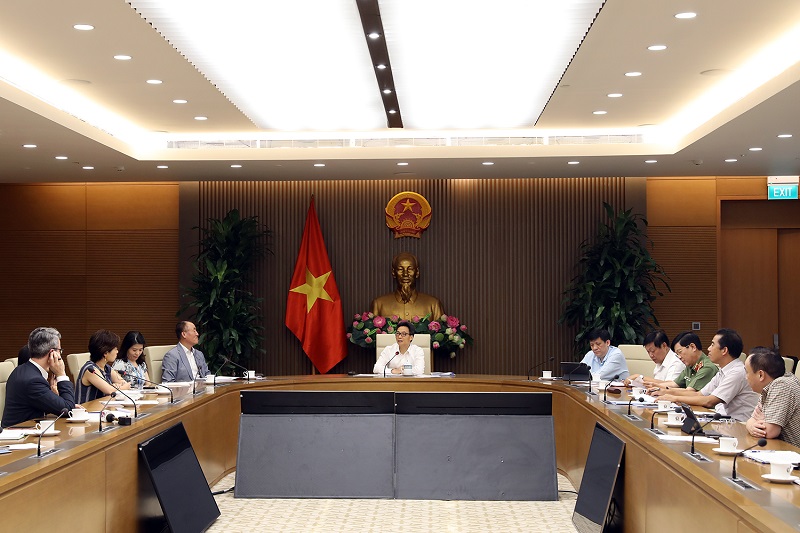 WHO warns Vietnam of sober prudence in reopening borders