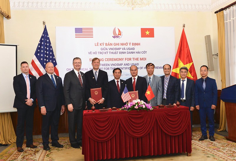 Vietnam, US strengthen partnership in overcoming war legacies 