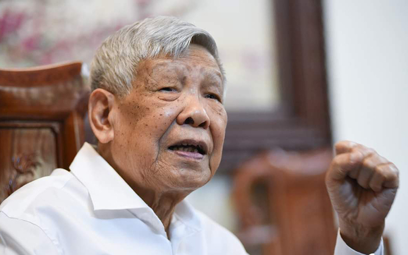 Vietnam former Party chief passes away