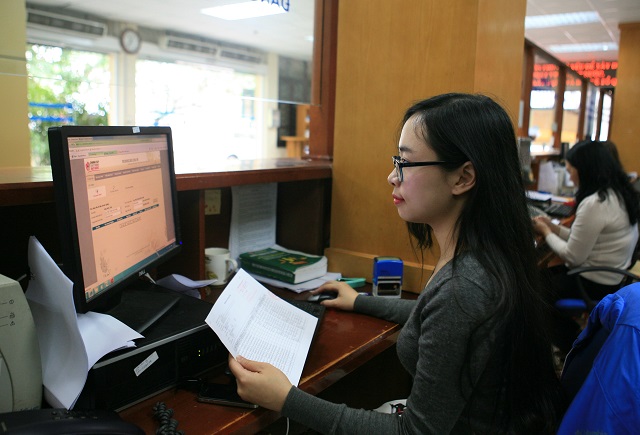 Hanoi taxman expects all local enterprises to use e-invoices this September