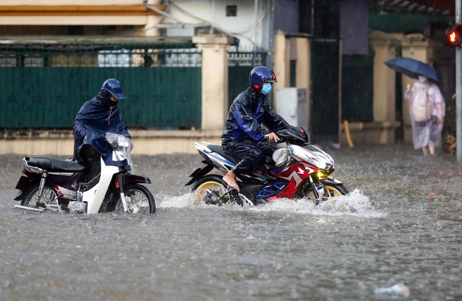 Northern Vietnam to face downpours and cold air later this month