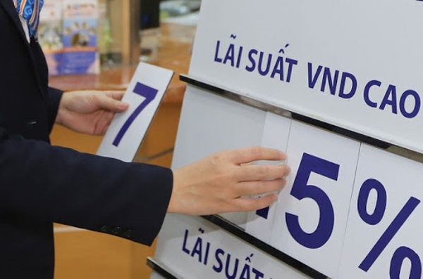 Vietnam c.bank cuts policy rates, the fourth time in 2020