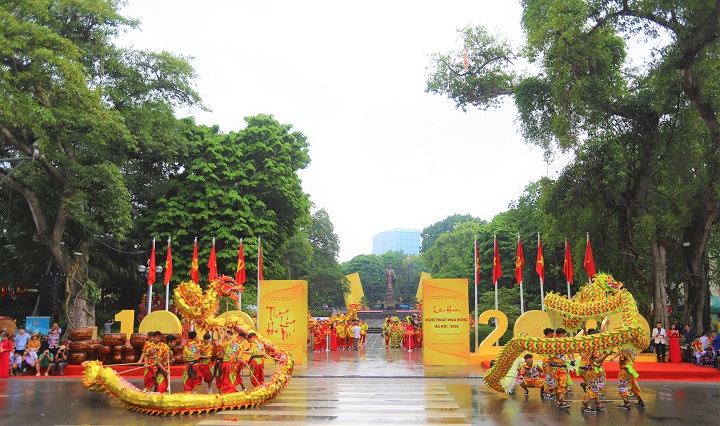 Hoan Kiem lake pedestrian space bustling with Dragon Dance Festival