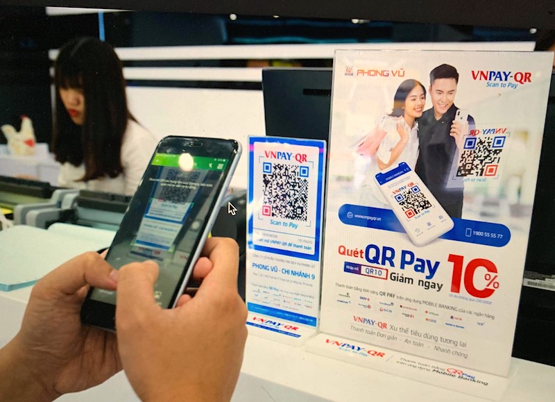 Consumers in Hanoi use more multiple e-wallets than in other locations: Survey 