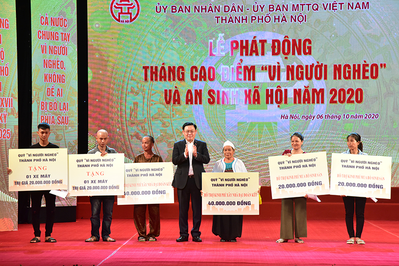 Hanoi launches “Month for the poor and social welfare”