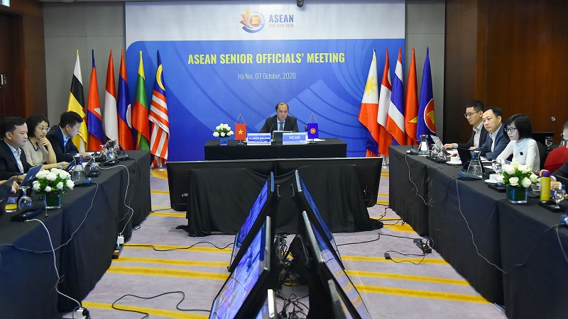 ASEAN senior officials discuss possible admission of new partners 