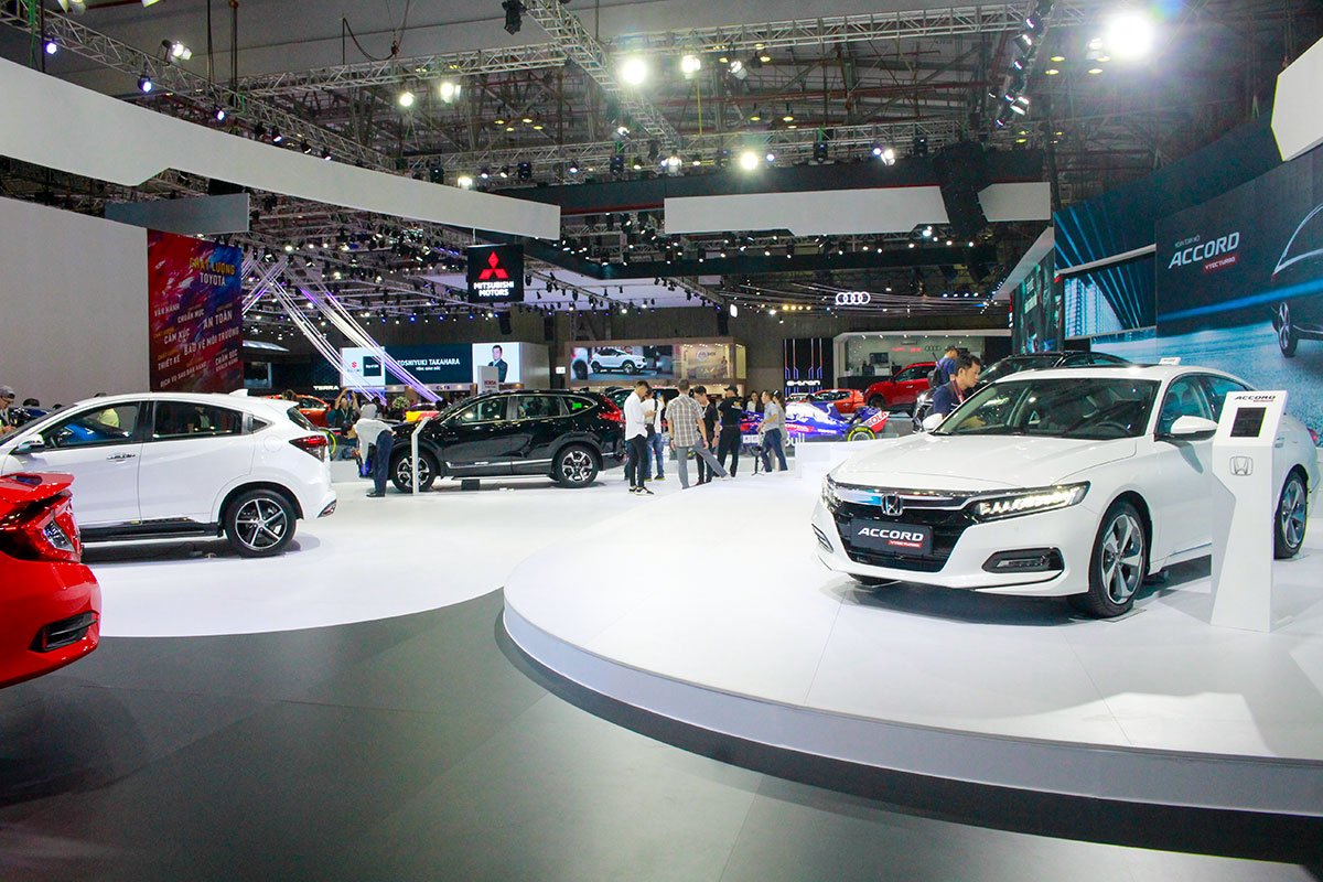 Car sales in Vietnam bounce back in September