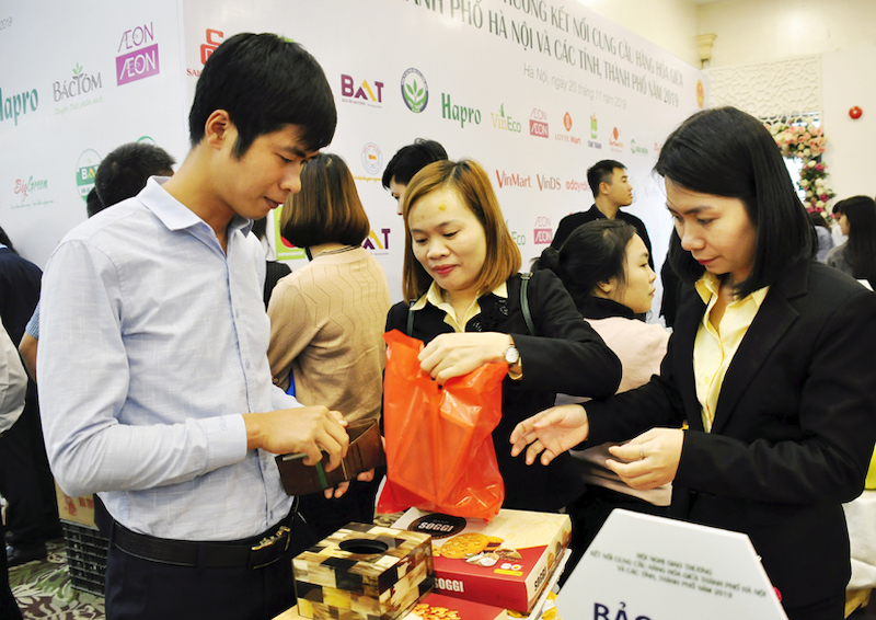 Hanoi seeks to smooth goods supply-demand with other localities