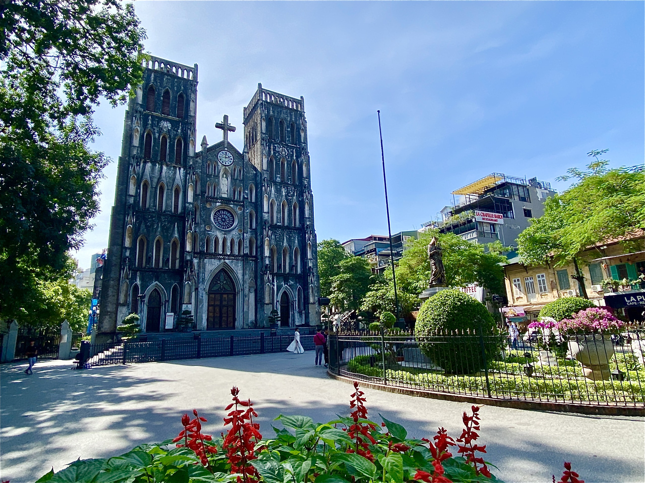 Ancient French architectural works worth being visited in Hanoi