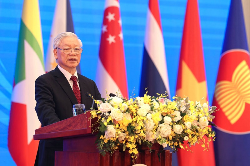 ASEAN should identify optimal position in post-pandemic world: Vietnam president 