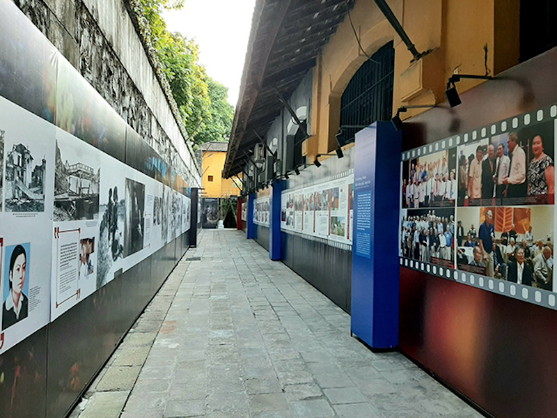 Hanoi exhibition opens to celebrate victory of “aerial Dien Bien Phu battle” 