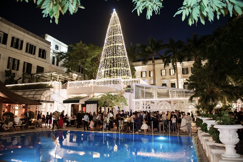 Legendary hotel in Hanoi launches activities for Christmas and New Year Eve