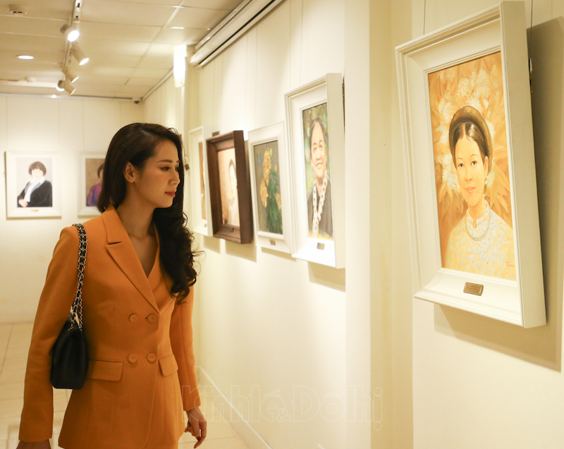 The beauty of Vietnamese outstanding women in paintings