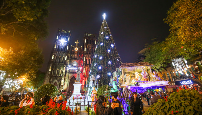 Churches in Hanoi get facelift ahead of Christmas