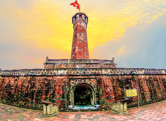 Hanoi Flag Tower- the pride of Hanoi people