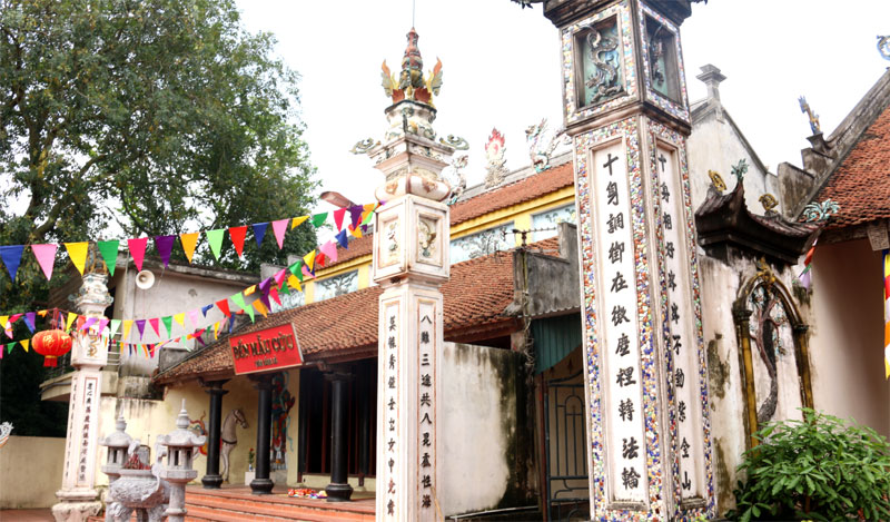 Dam Temple – a mother worshipping temple in Hanoi’s outskirt  