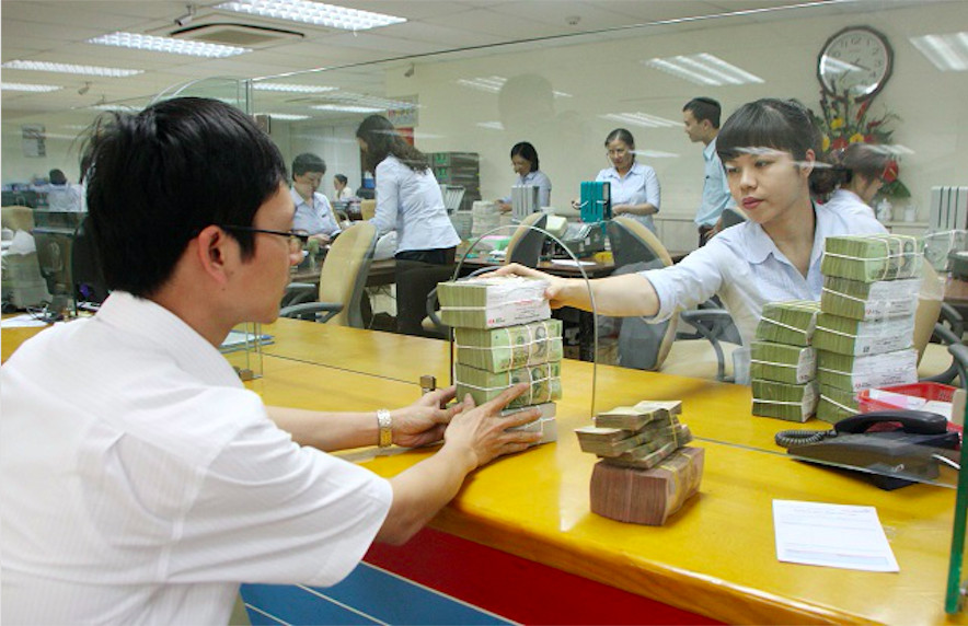 Vietnam finance ministry extends 50-100% cut in 29 fees to aid businesses