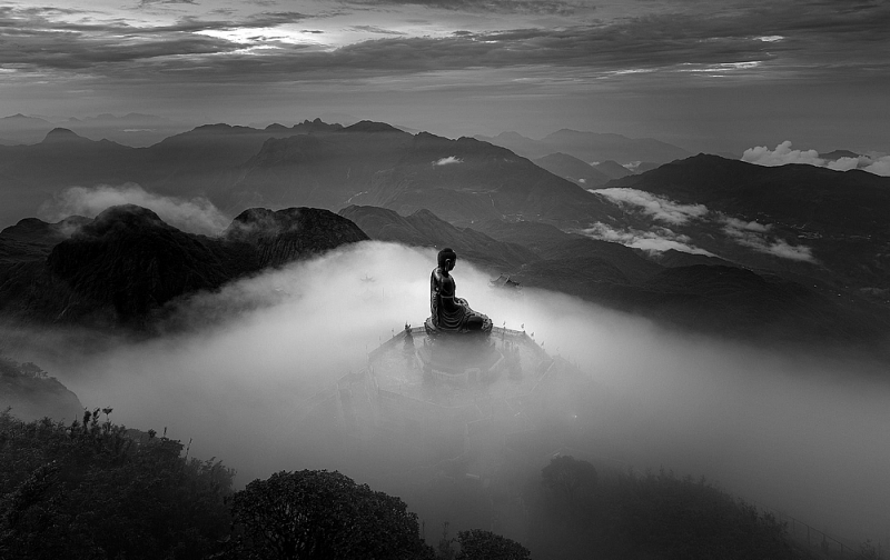 A Vietnamese photographer won photo Monochrome Awards 