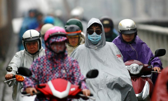 Another strong cold spell chills Hanoi and northern Vietnam