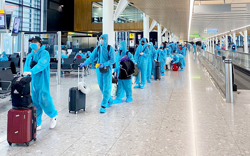 As more airport-related Covid-19 infections found, Vietnam puts aviation on high alert 