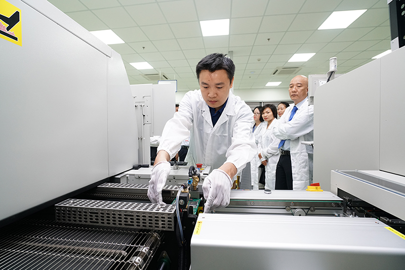 Vietnam to have 500 high-tech manufacturers by 2030