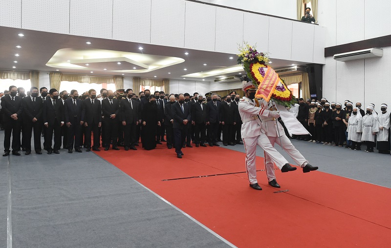 Funeral of former Deputy PM Truong Vinh Trong held