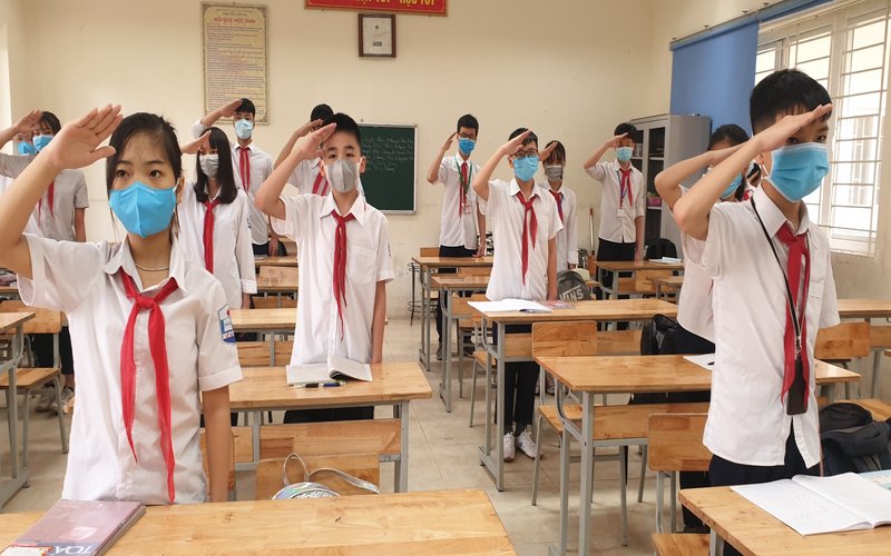 Hanoi students to return to school next Tuesday amid tight medical control