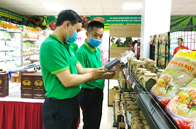 Hanoi to launch 30-40 OCOP showrooms in 2021