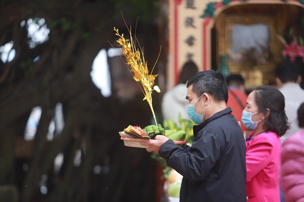 Hanoi: Huong Pagoda festivals to reopen on March 13