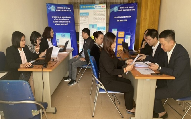 VssID benefits insurance card holders in Hanoi 