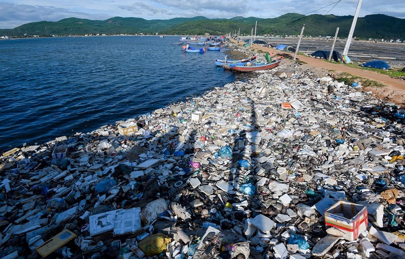 Rethinking plastics: EU-funded project helps ease pollution in Vietnam 