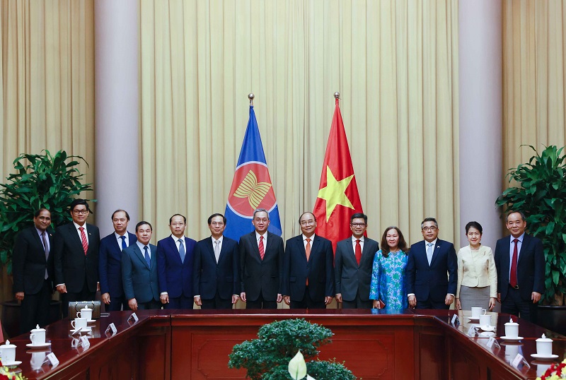 Vietnam President vows to support ASEAN Community Vision 2025