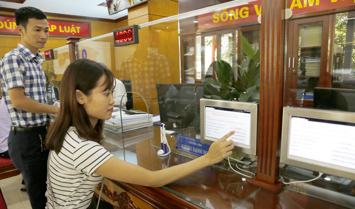 E-government key to improve Hanoi public satisfaction on governance: Expert