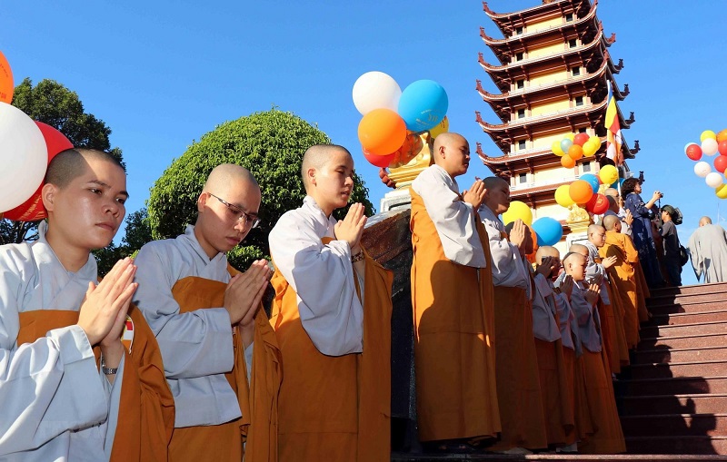 27% of Vietnam’s population are religious followers 