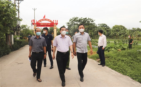 Hanoi mayor outlines high risk of virus spread over coming days