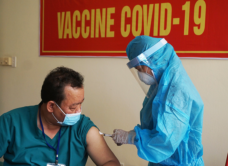 Vietnam ranks lowest in Southeast Asia Covid-19 inoculation 