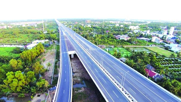 Transport ministry awards second North-South expressway sub-project under PPP