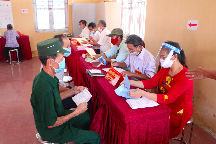 General election day at Dong Tam ward