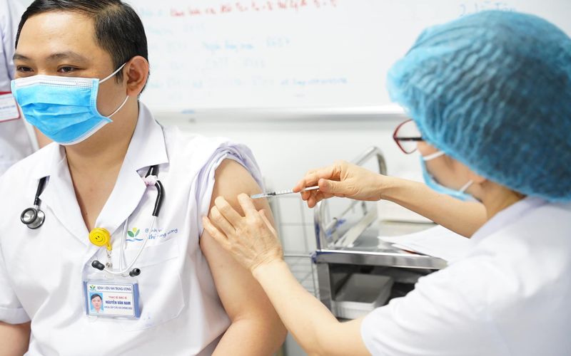 Over 280 thousand AstraZeneca vaccine doses arrive in Vietnam