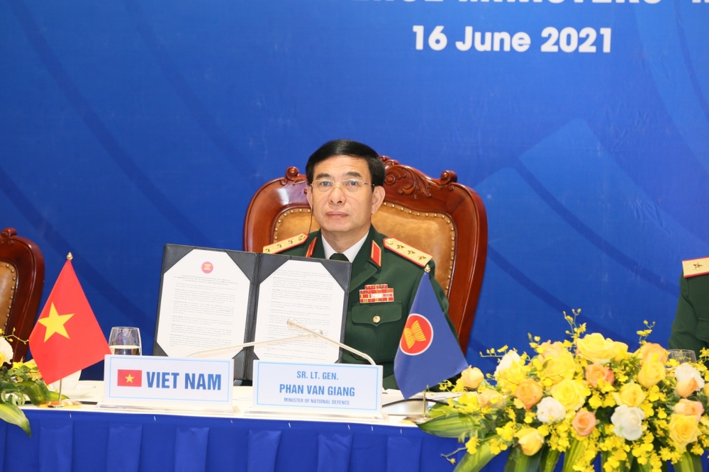 Multilateral approach required for South China Sea: Vietnam defense minister 