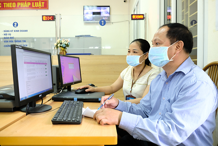 Hanoi takes on administrative reform online