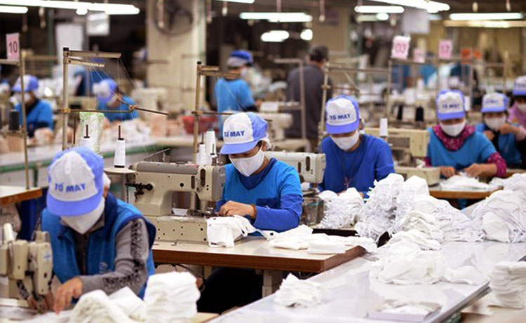 Vietnam leapfrogs Bangladesh as world second-largest clothing exporter