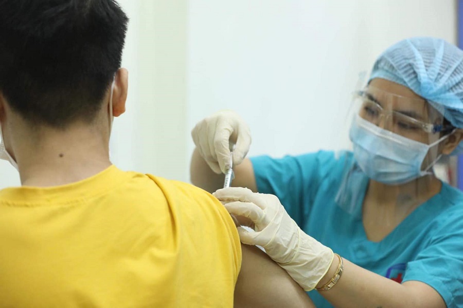 Vietnam begins clinical trials of ARCT-154 Covid-19 vaccine