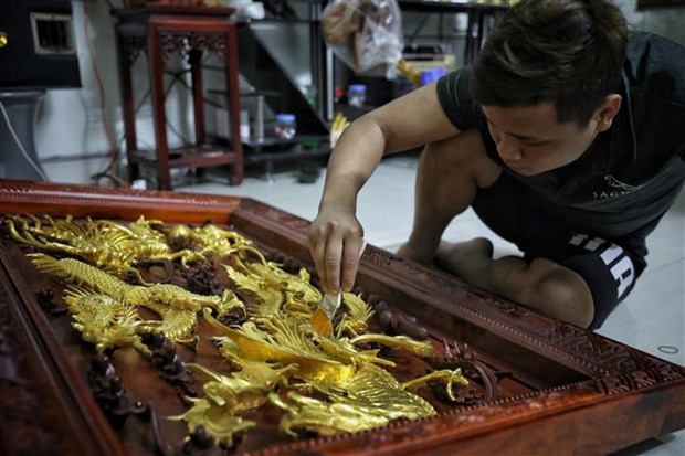 Kieu Ky gilding craft revives thanks to artisans’ creativity