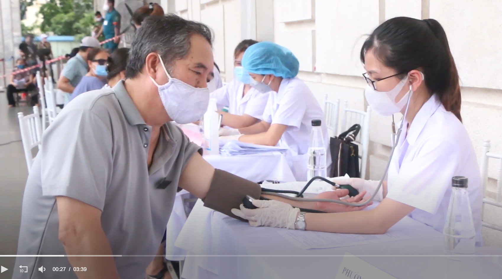 Hanoi speeds up Covid-19 vaccination