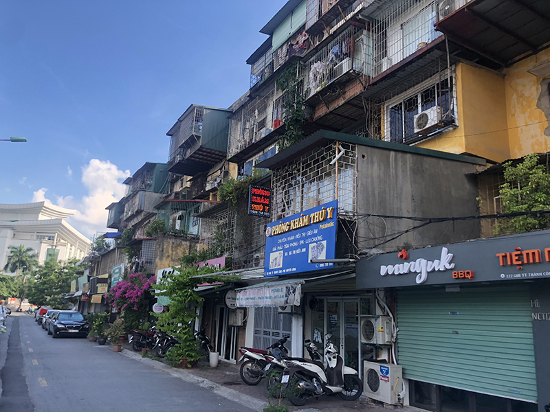 Hanoi's old apartments turn hot properties 