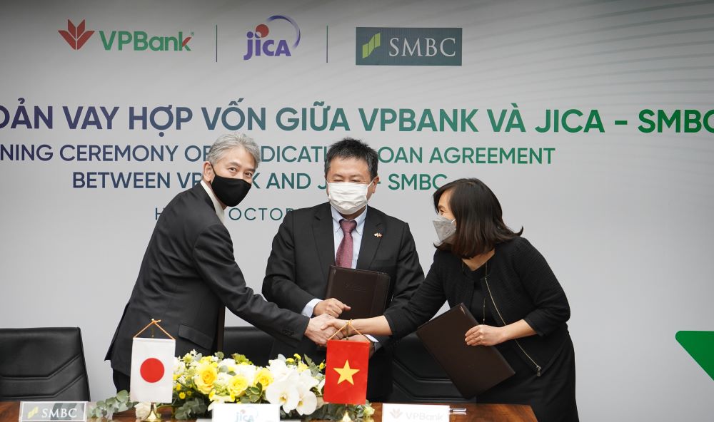 JICA, Sumitomo Mitsui offer US$75 million to Vietnam SMEs 